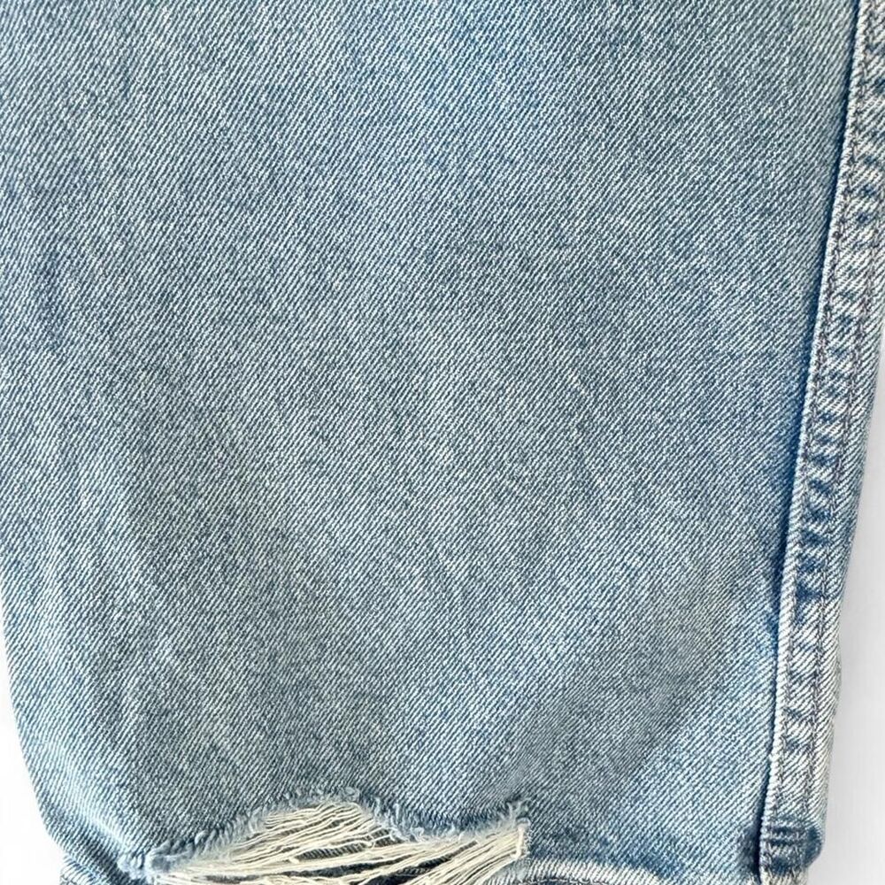 BDG Light Wash Distressed 'Skate Fit' Men's Jeans - Picture 4 of 8